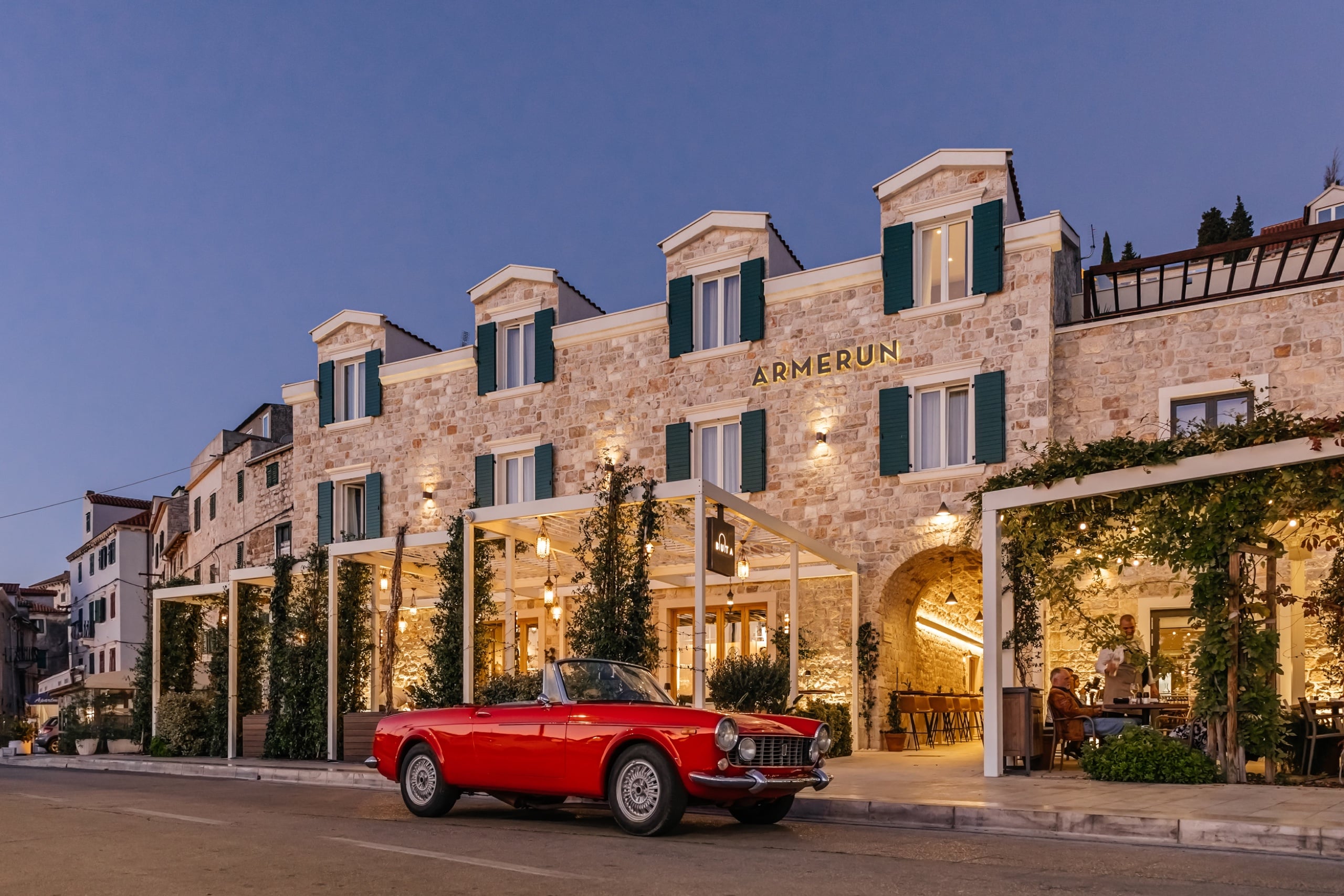 Armerun Šibenik waterfront hotel exterior.
