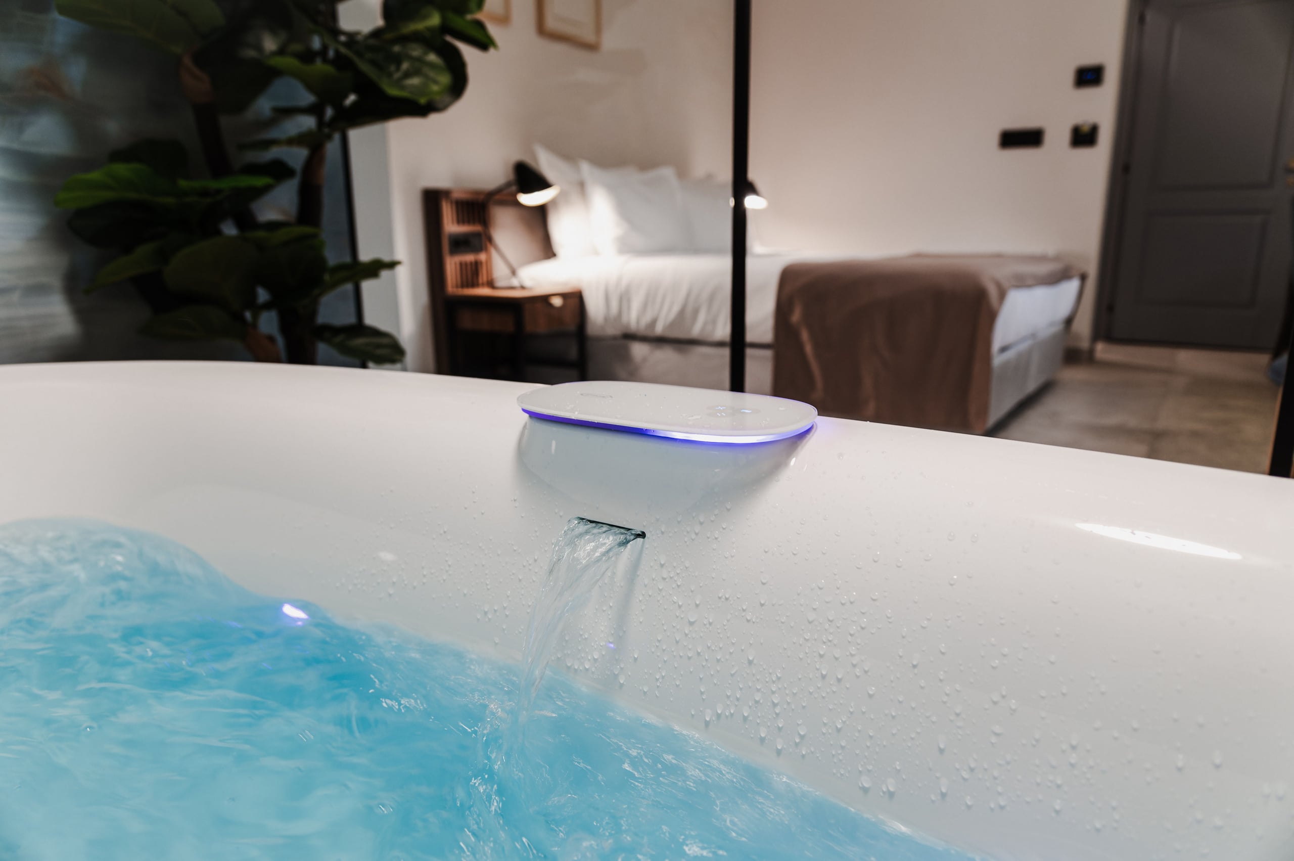 Superior room with jacuzzi tub at Armerun Šibenik.