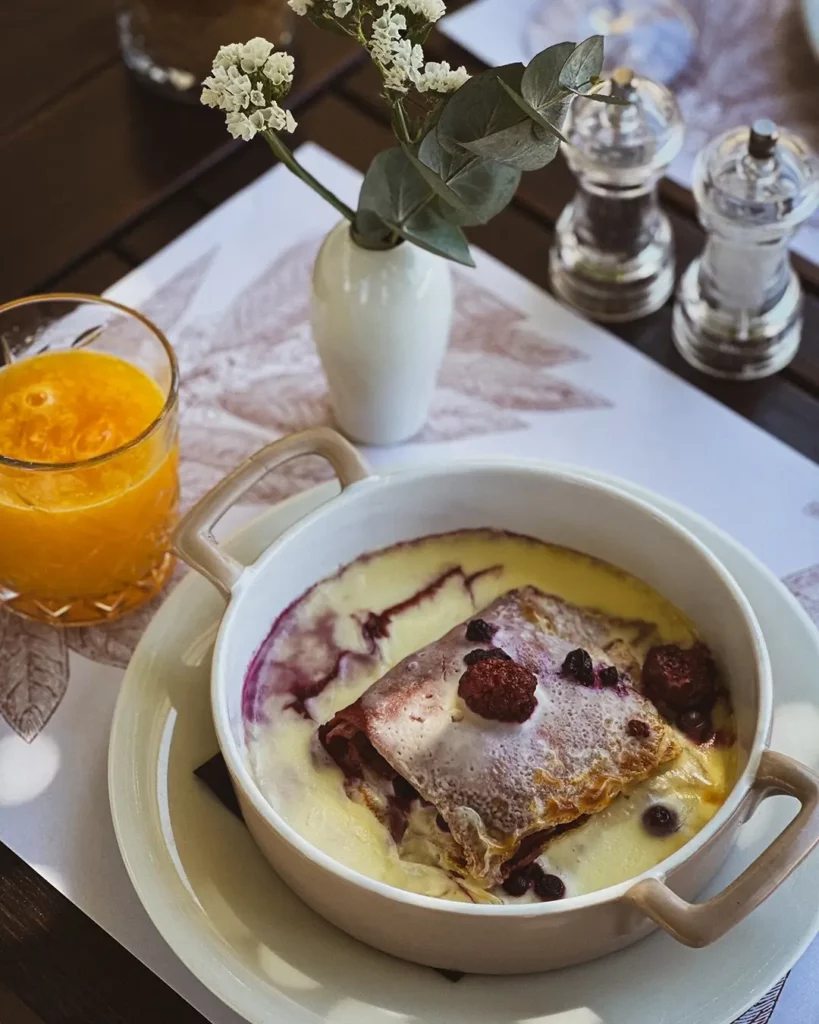 White polenta breakfast plate.